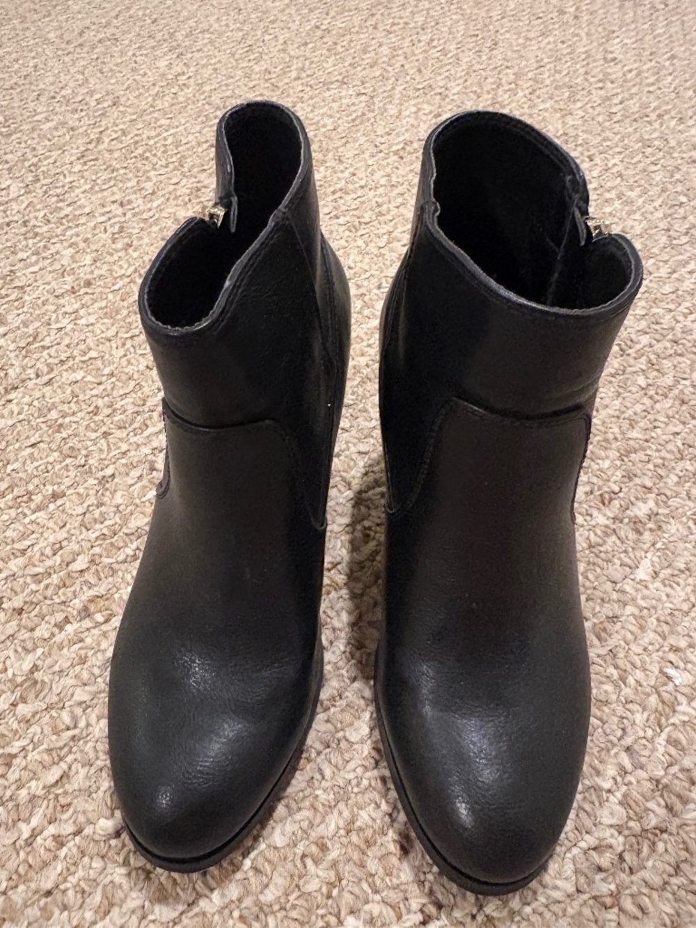 Size 7.5 women’s boots